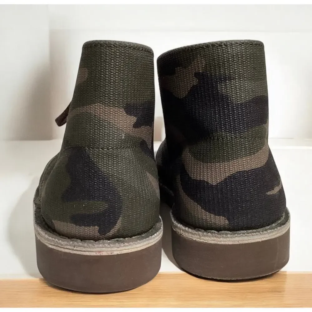 Clarks lace up